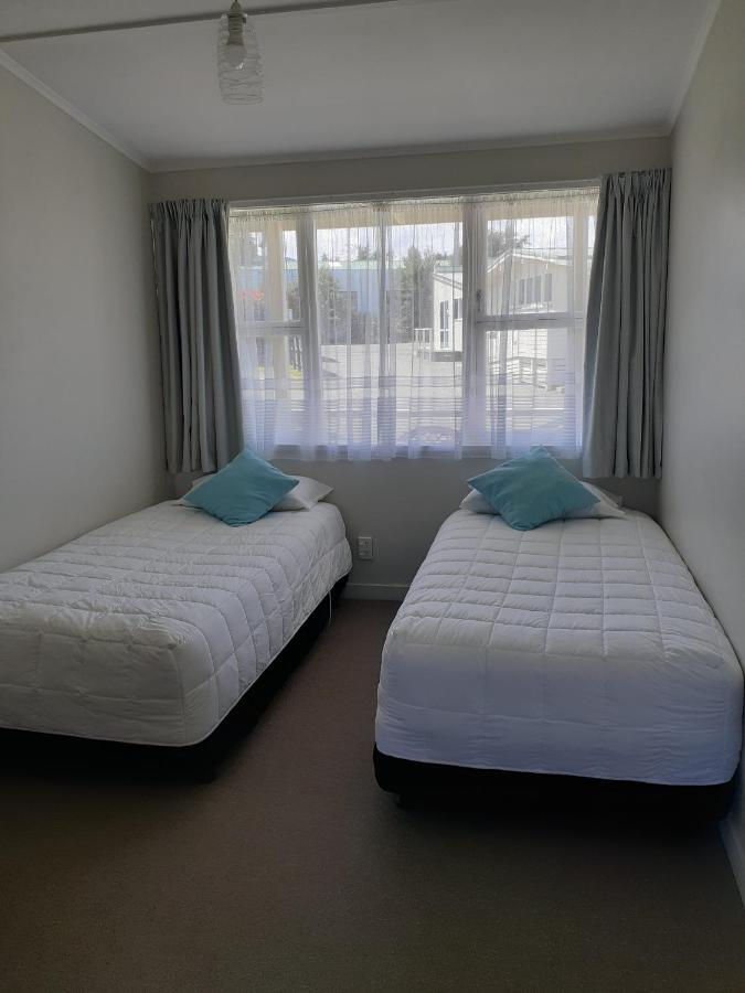 Featherston Motels And Camping Ngoại thất bức ảnh