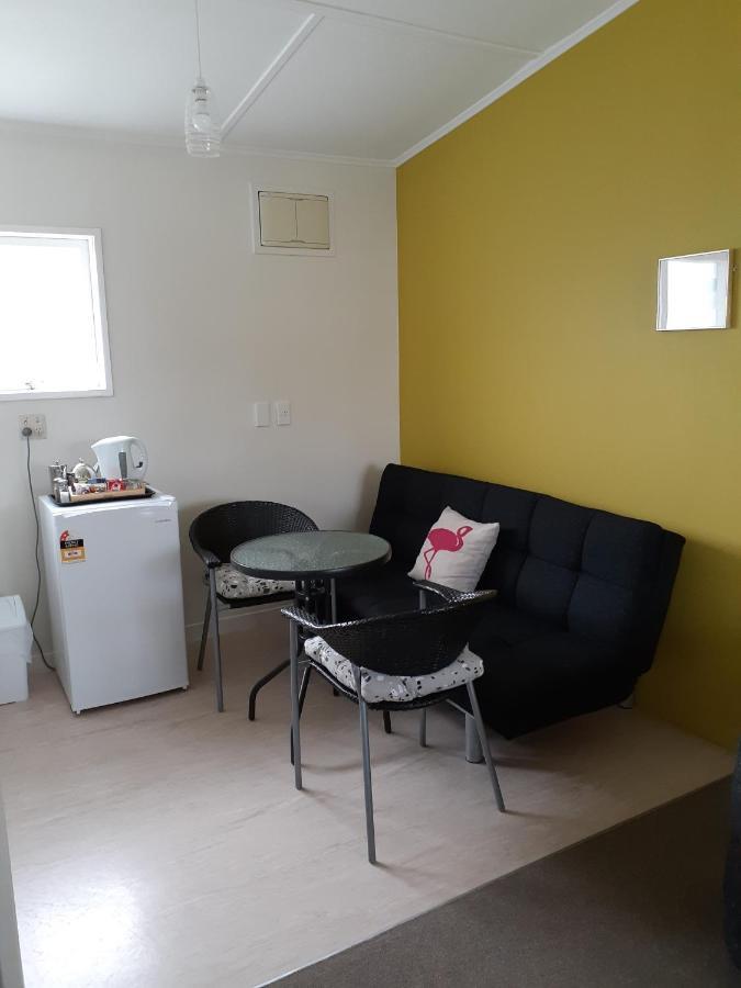 Featherston Motels And Camping Ngoại thất bức ảnh